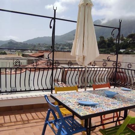 فيلا La Casa Rosa Di Giulia ايسكيا المظهر الخارجي الصورة